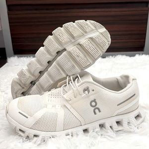 UNDYED White On Cloud 5 Women’s US SIZE 6